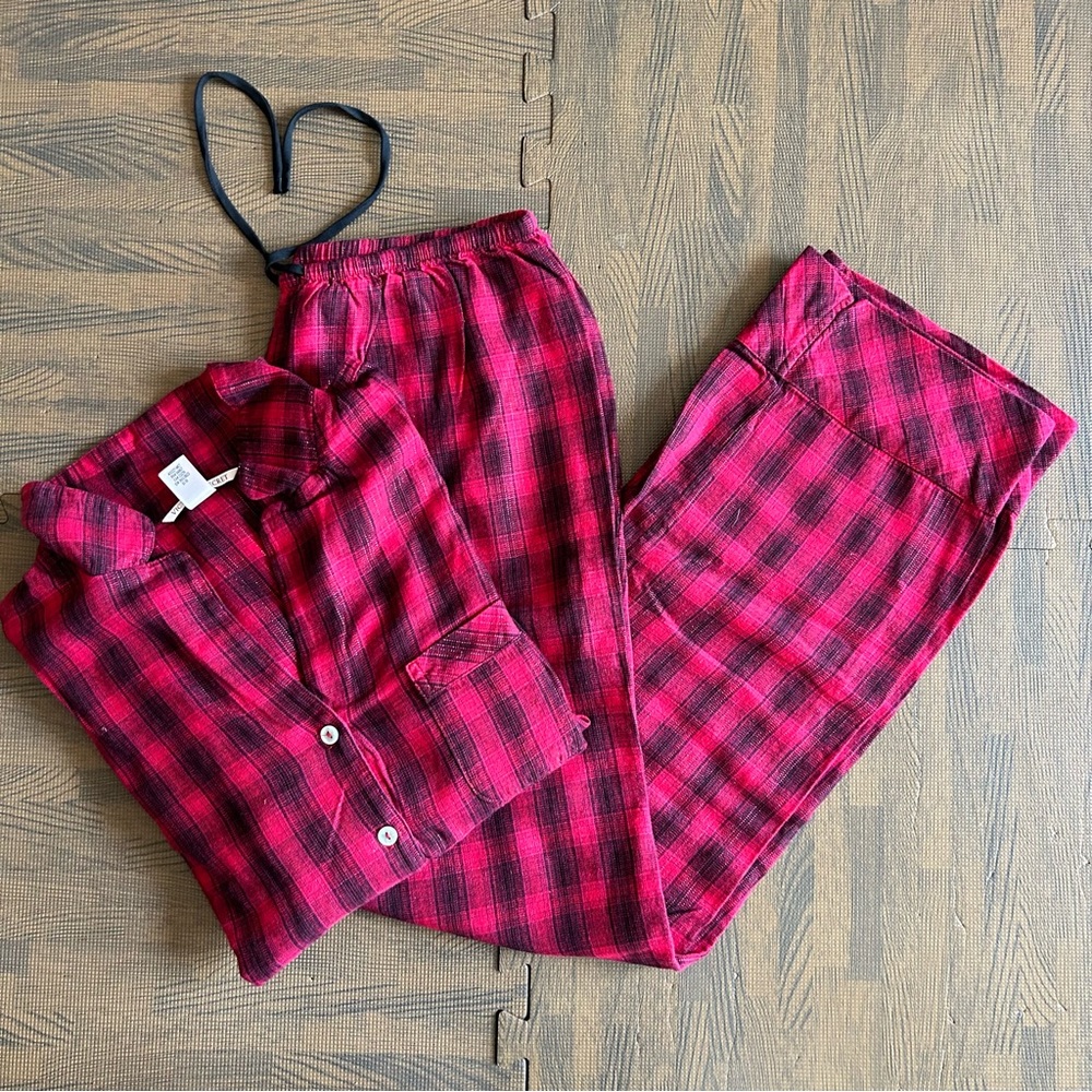 Plaid Red Women's Pajama Set